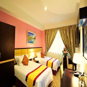 Hallmark Crown 4*